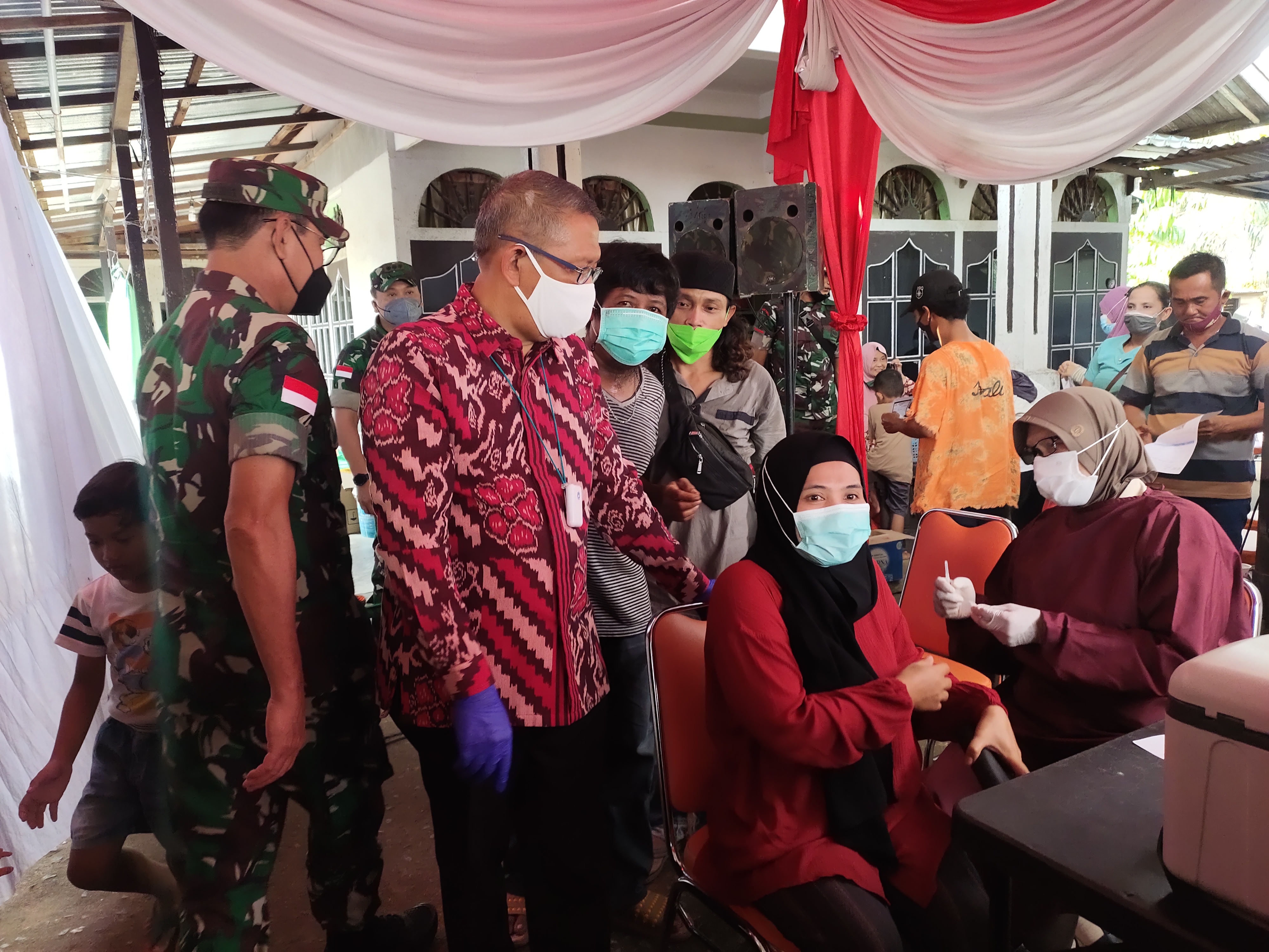 Midji Siapkan Rp300 Juta Jika 80 Persen Warga Mega Timur Divaksin