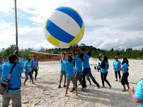 Partai Gelora Sintang Gelar Outbond Perkuat Solidaritas Kader