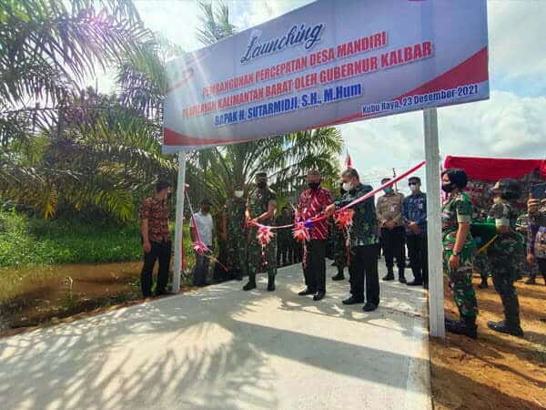 Pemprov Kalbar dan Kodam Lanjutkan Pembukaan Akses Jalan Perawas Kayong Utara