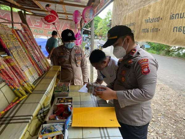 Polres Melawi Gelar Razia Petasan Jelang Nataru