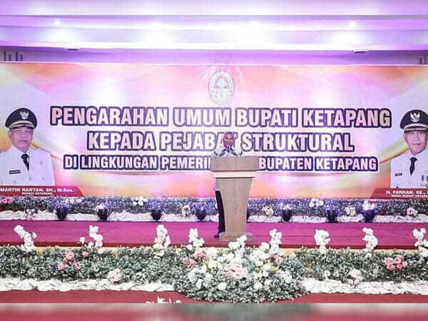 Bupati Martin Rantan Minta Pejabat Struktural Dukung 10 Proyek Strategis Ketapang