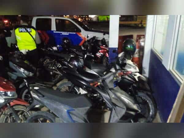 Sat Lantas Polres Sekadau Amankan Belasan Pemuda Pelaku Balap Liar