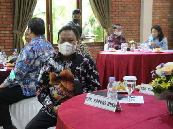 Sekda Mohd Zaini Hadiri Rakomwil Forum Sekda se-Kalbar