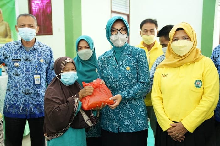 Bazar Minyak Goreng Serentak se-Kota Pontianak, Yanieta: 2 Liter per KK