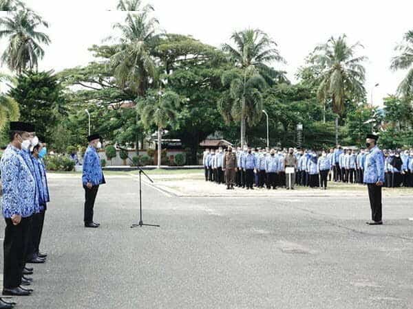Pimpin Apel Gabungan, Sekda Ketapang Alexander Wilyo: ASN Harus Jadi Teladan Masyarakat