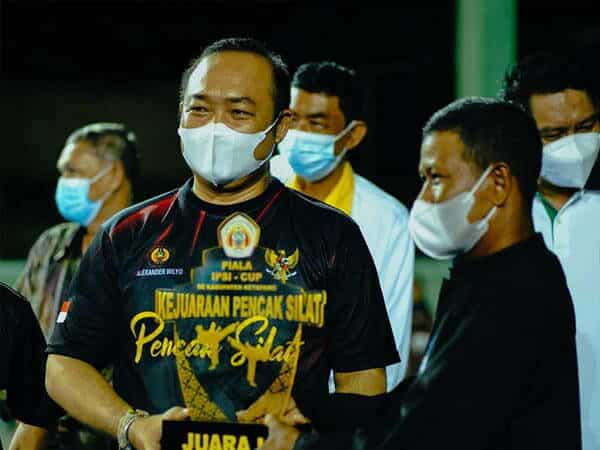 Tutup IPSI Cup 2022, Sekda Alexander Wilyo: Pencak Silat Olahraga Tradisional yang Harus Dilestarikan