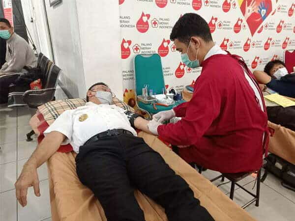 Edi Kamtono Luncurkan Layanan Hotline Service PMI Pontianak via HP