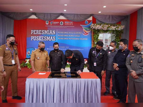 Resmikan 3 Puskesmas, Bupati Fransiskus Diaan: Kesehatan Prioritas Kapuas Hulu