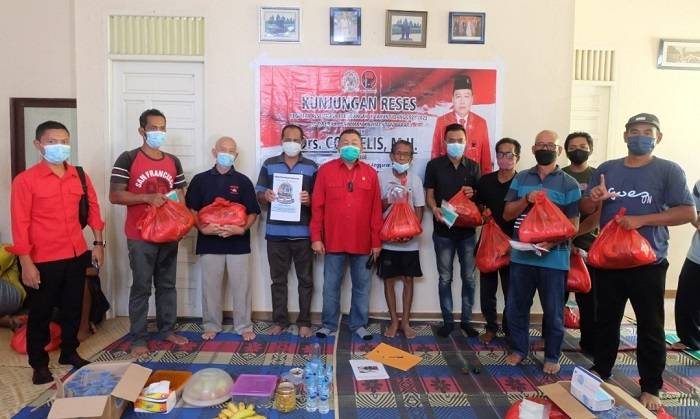 Cornelis: Anak itu Harus Dididik untuk Bisa Bekerja Keras