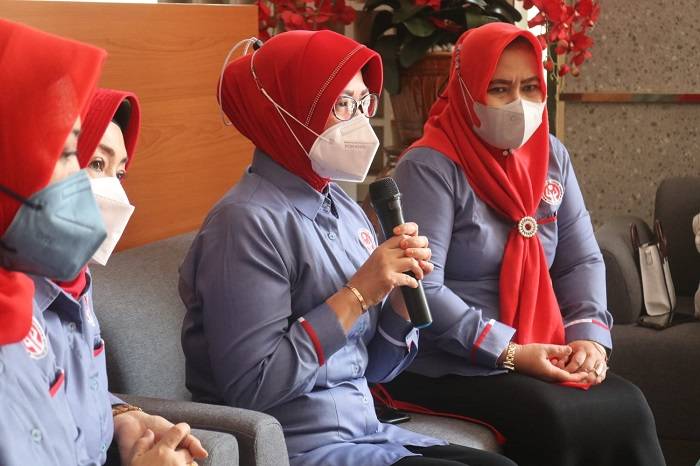 Dekranasda Kalbar Goes To School, Demi Mempersiapkan Generasi Produkif untuk Perajin Kalbar