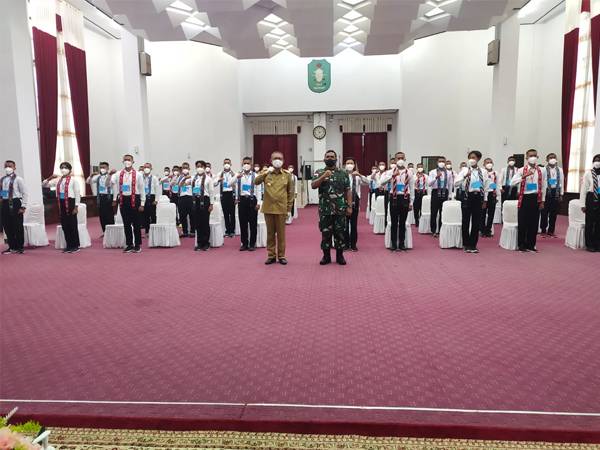 Calon Siswa Bintara dan Tamtama TNI-AL Dilepas Gubernur, Danlantamal XII Pontianak: Ini Tradisi Baru