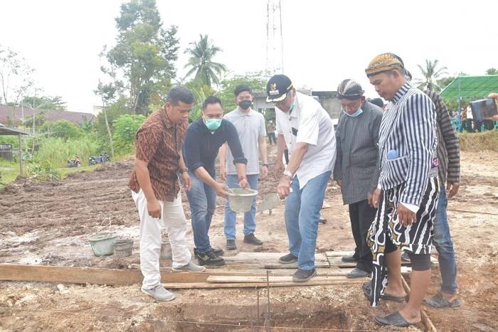 Ground Breaking Rumah Joglo Sintang, Jarot Winarno: Silakan Suku Lain Buat Rumah Adat Masing-masing