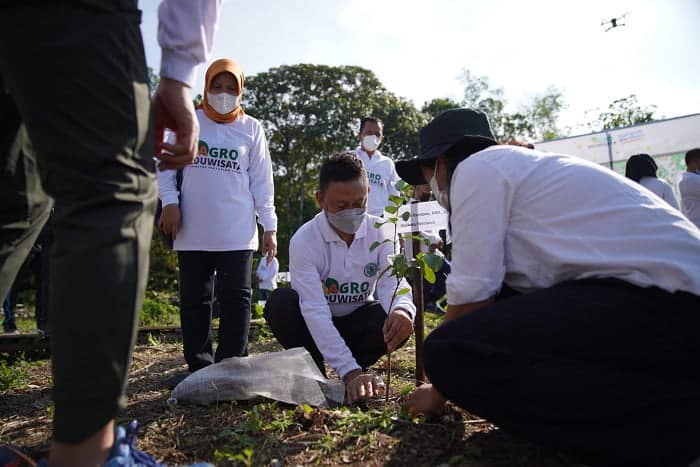 Soft Launching Pembangunan Agroeduwisata Faperta Untan Pontianak, Edi Rusdi Kamtono: Kembangkan Varietas dan Bibit Unggul