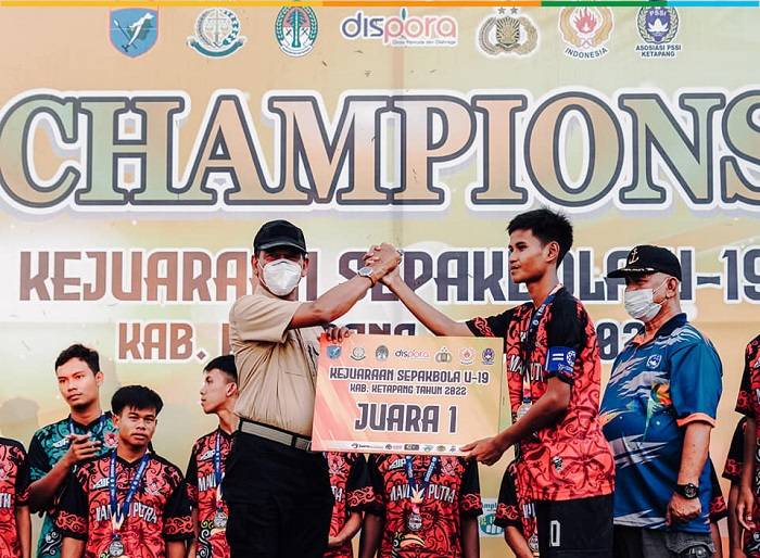Kejuaraan Sepakbola U-19 Kabupaten Ketapang 2022, Farhan: Pemenang Jangan Cepat Puas dan Bangga Diri
