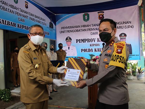 Terima Hibah Lahan dan Bangunan UP4 untuk Perluasan RS Bhayangkara, Kapolda Kalbar Komitmen Dukung Kebijakan Gubernur Sutarmidji