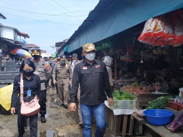 Jelang Ramadan, Wahyudi Hidayat Ingatkan Pedagang di Kapuas Hulu Jangan Jual Barang Kadaluarsa