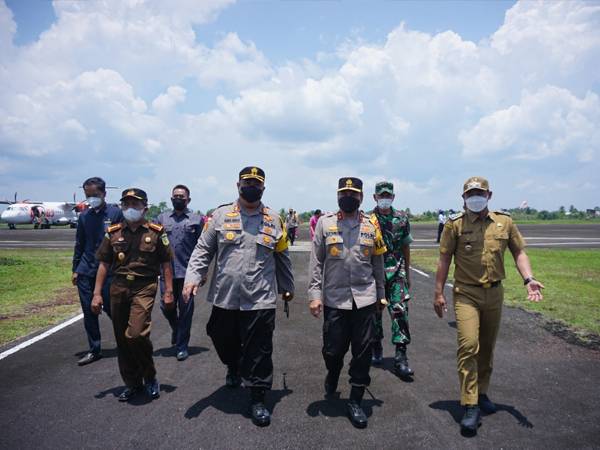 Kapolda Kalbar Kunker Perdana di Kapuas Hulu