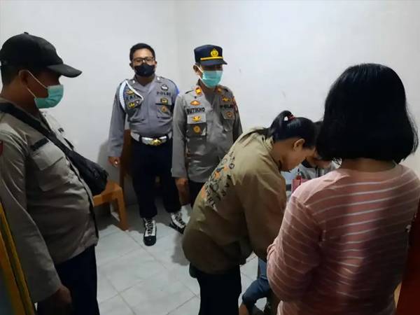 Pasangan Muda Mudi Bukan Suami Istri di Sintang Terjaring di Kamar Kos