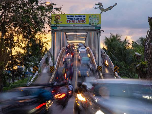 Edi Kamtono: Pembangunan Duplikasi Jembatan Kapuas I Dibarengi Pelebaran Jl Sultan Hamid II