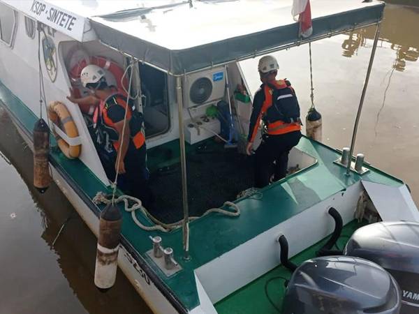 Kapal Tenggelam, 3 ABK KM Lumba-lumba Ditemukan Terombang-ambing di Perairan Sambas