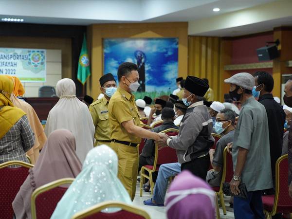 230 Petugas Fardhu Kifayah Dapat Bantuan Dana Transportasi, Edi Kamtono: Beri Semangat Mereka