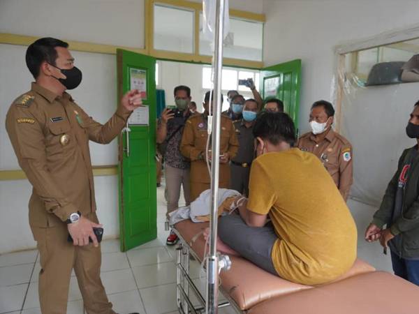 Cek RSUD Achmad Diponegoro Putussibau, Bupati Fransiskus Diaan Sebut Kapuas Hulu Nihil Pasien Covid-19