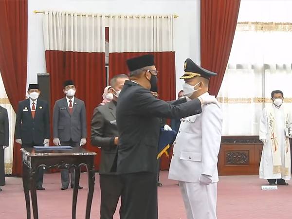 Resmi Dilantik Sutarmidji Sebagai Pj Bupati Landak, Samuel: Siap Laksanakan Tugas