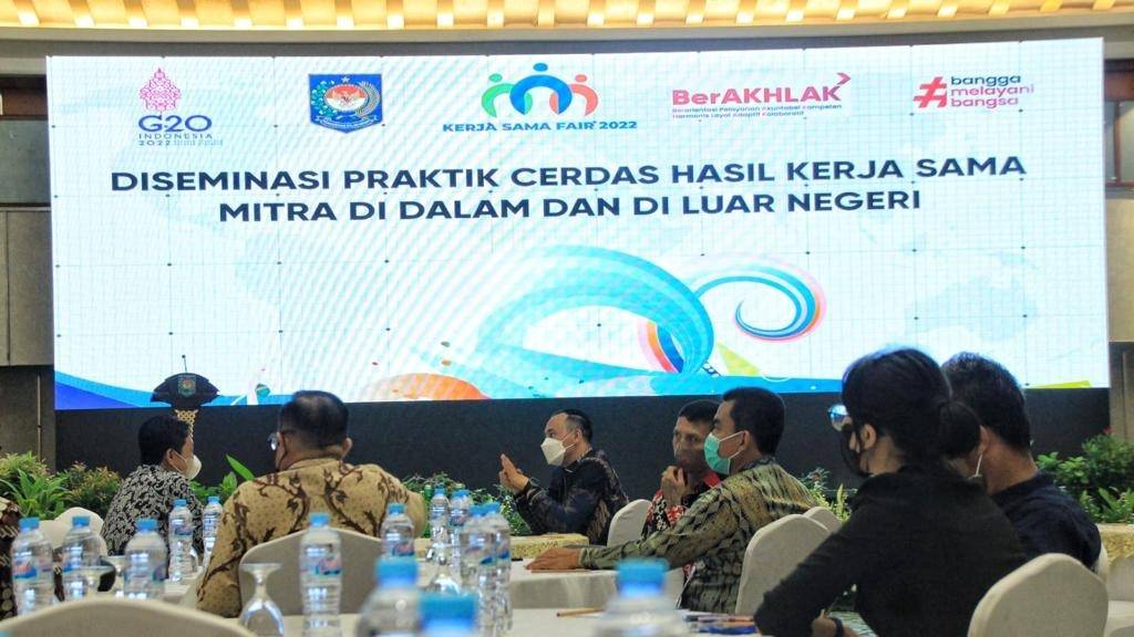 Jadi Narasumber di Diseminasi Praktik Cerdas dengan Mitra Dalam-Luar Negeri, Wahyudi Hidayat Paparkan Resbound