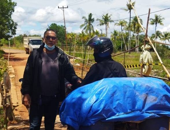 Warga Keluhkan Kerusakan Ruas Jalan Provinsi di Ketapang