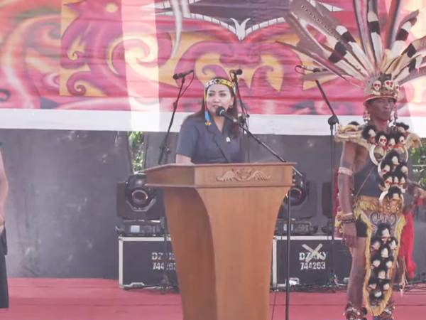 Pekan Gawai Dayak XXXVI, Angeline Fremalco: Mohon Maaf Pak Cornelis Tidak Bisa Hadir