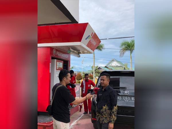 Pertashop PT Sinar Energi Abadi Depan Pendopo Bupati Ketapang Buka 24 Jam Selama Libur Lebaran