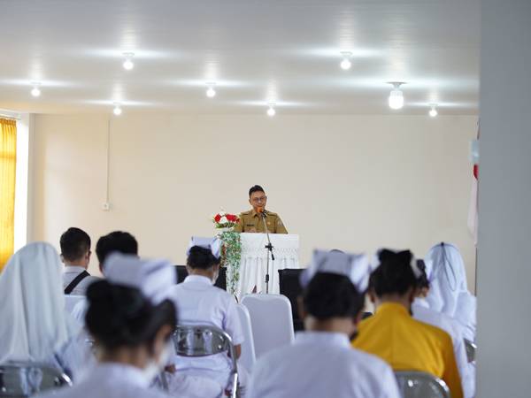 Waspada Penipuan Fintech, Edi Kamtono Sebut Pentingnya Edukasi Inklusi Keuangan Bagi Mahasiswa