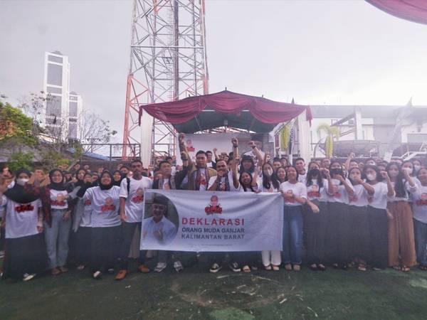 Bangkitkan UMKM saat Pandemi, Ganjar Didukung Ratusan Anak Muda di Kalbar Jadi Presiden