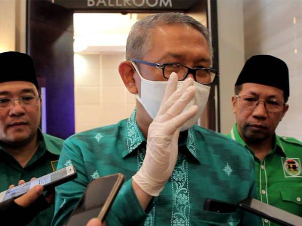 Masyarakat Harus "Dipaksa" Gunakan Fintech