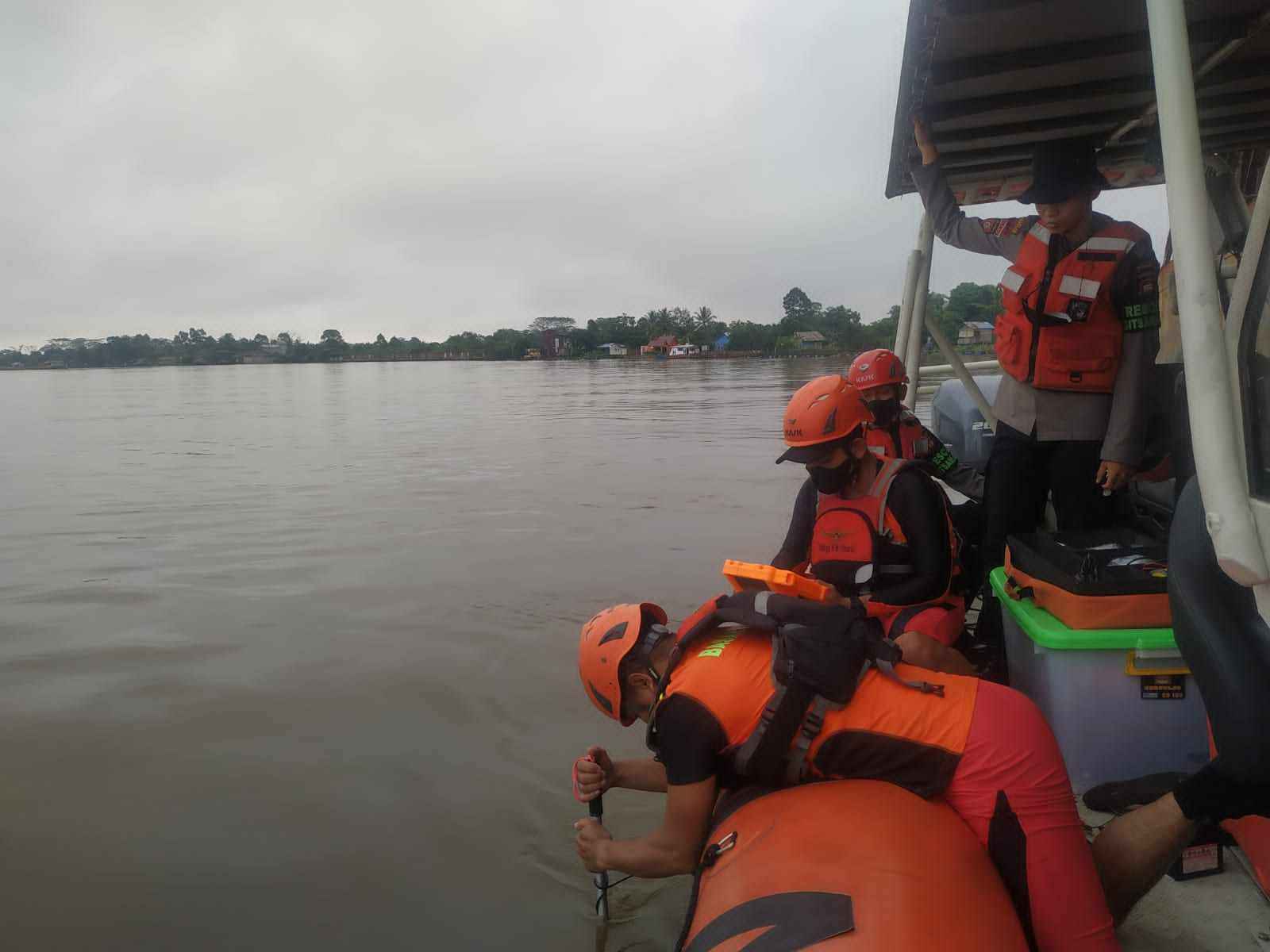 Proses Pencarian Edo Korban Laka Air di Sungai Raya Terus Dilakukan