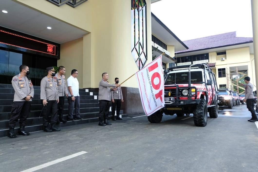 Wakapolda Asep Safrudin Lepas Team Offroad Polda Kalbar dan IOF Kalbar Ikuti Event Bhayangkara Offroad Adventure
