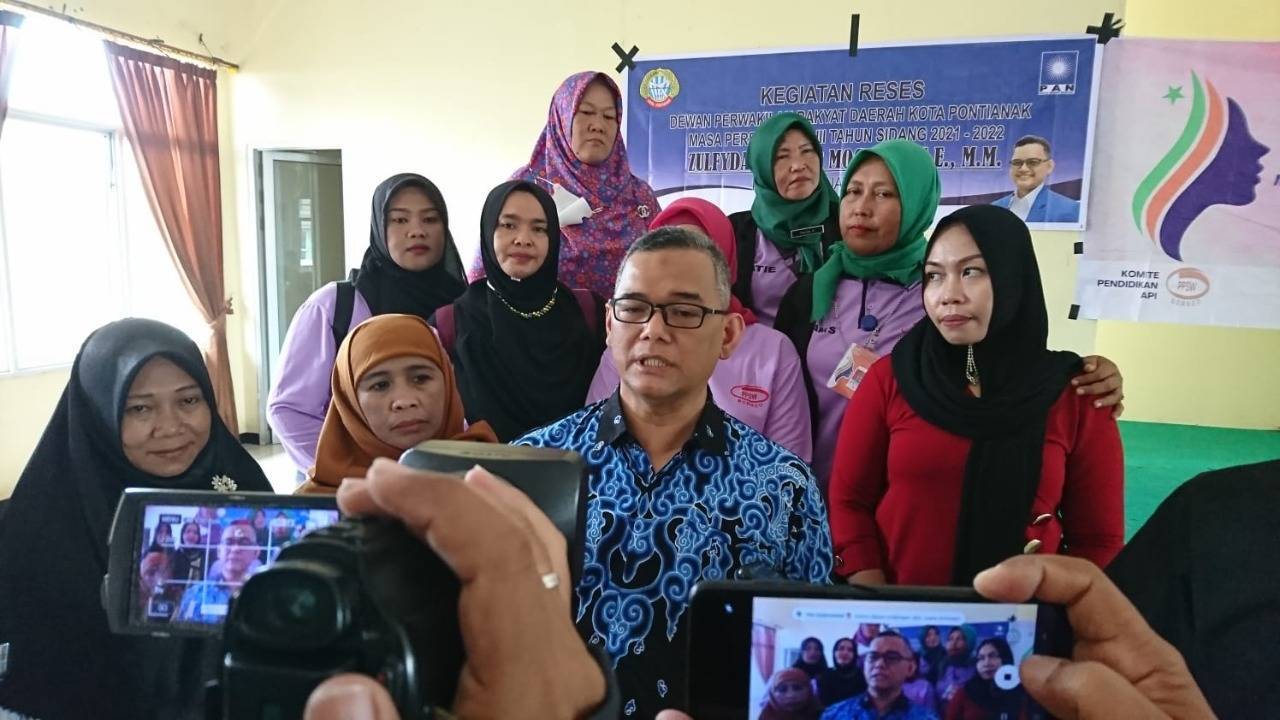Reses Bersama PPSW Kalbar, Anggota DPRD Kota Pontianak Zulfydar ZM Serap Aspirasi Kaum Perempuan