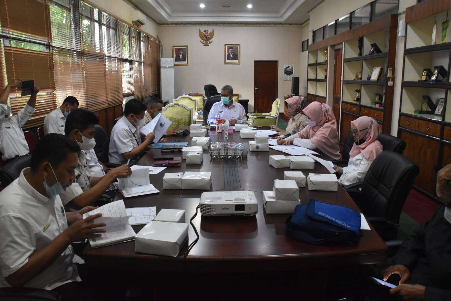 Pemprov Kalbar Serahkan Urusan Pengelolaan Parkir SSA Pontianak ke Perusda