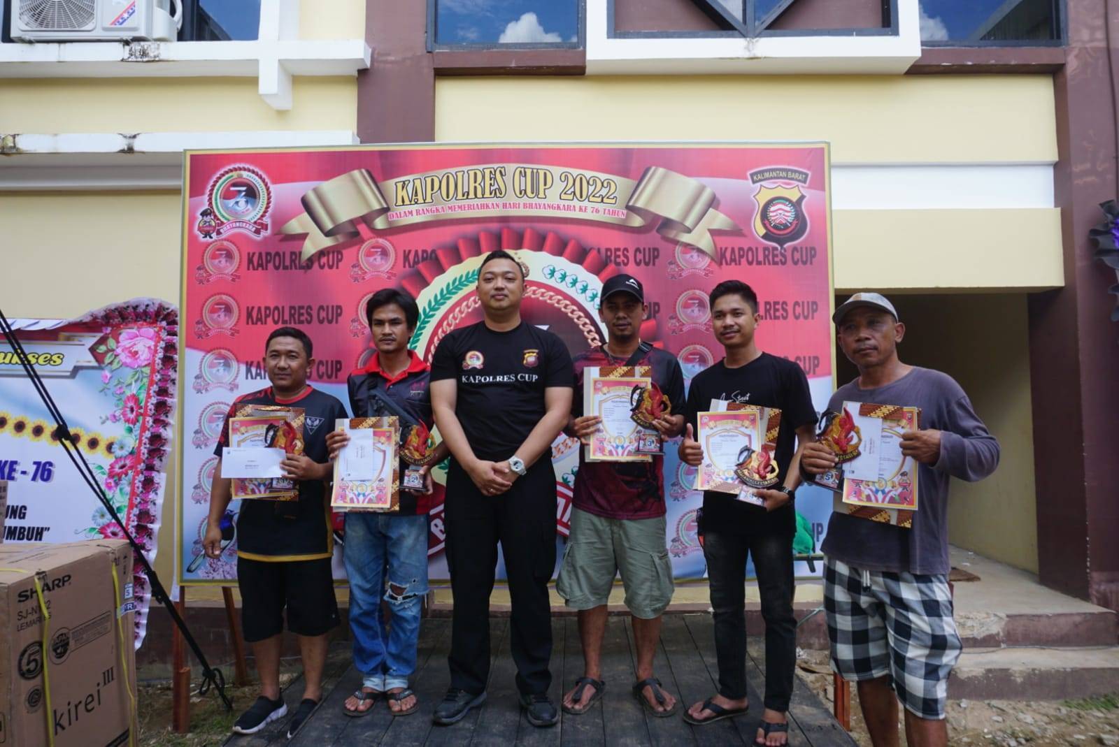 Meriahkan Hari Bhayangkara ke-76, Polres Kapuas Hulu Gelar Lomba Burung Berkicau "Kapolres Cup"