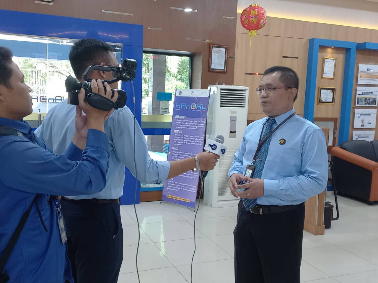 Horee..! Gaji ke-13 Cair Besok