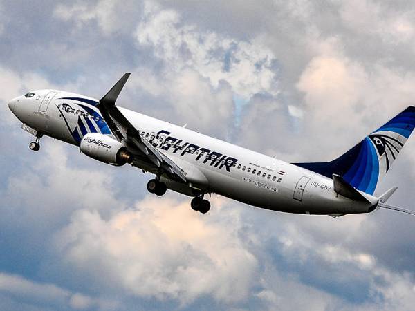 Begini Cara Pesan Tiket ke Luar Negeri dengan Maskapai Egypt Air, Simpel dan Praktis!