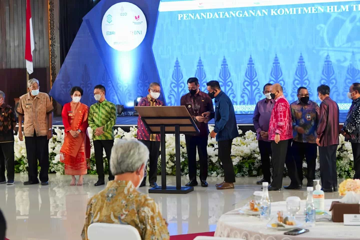 Bupati Kapuas Hulu Hadiri Rakor Tingkat Tinggi TP2DD di Kota Pontianak