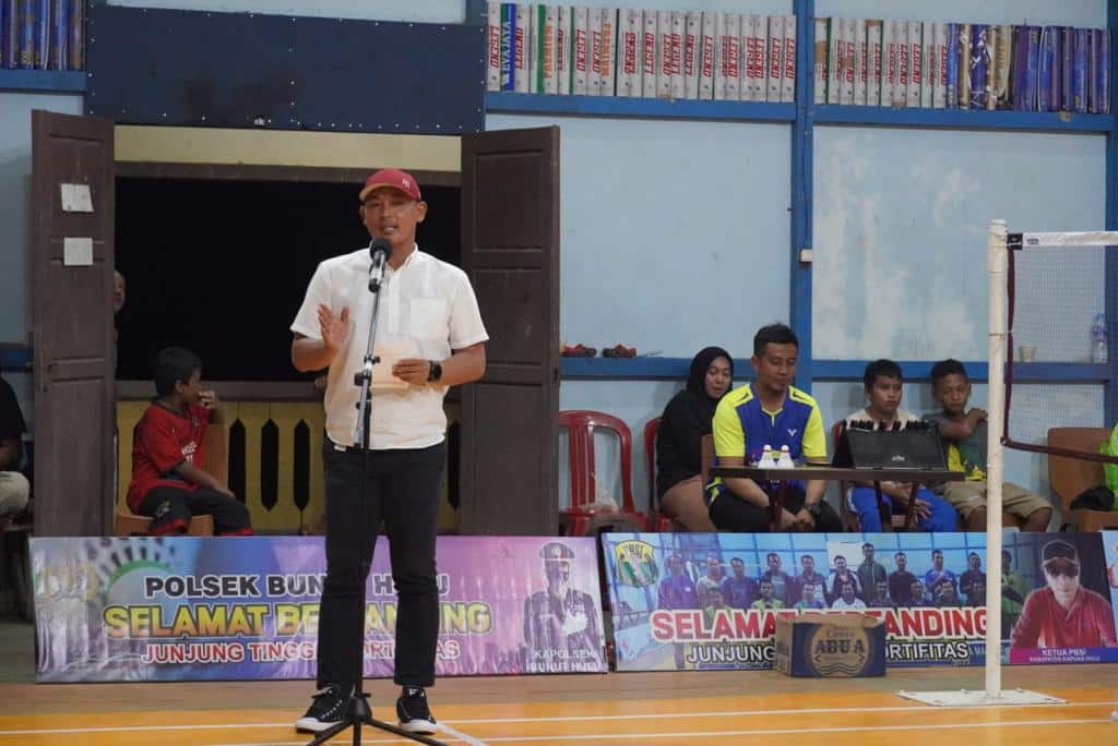 Wakil Bupati Kapuas Hulu Tutup Undau Perkasa Open Kecamatan Bunut Hulu