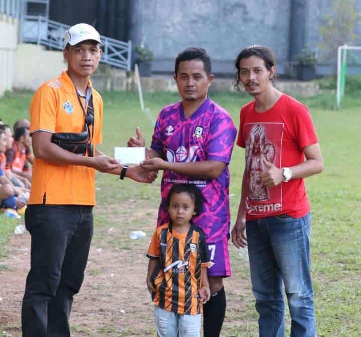 Laga Amal Kenang Tarmiat Eks Gabsis, Erkatude, Legend FC dan Journalist Mainkan Trofeo