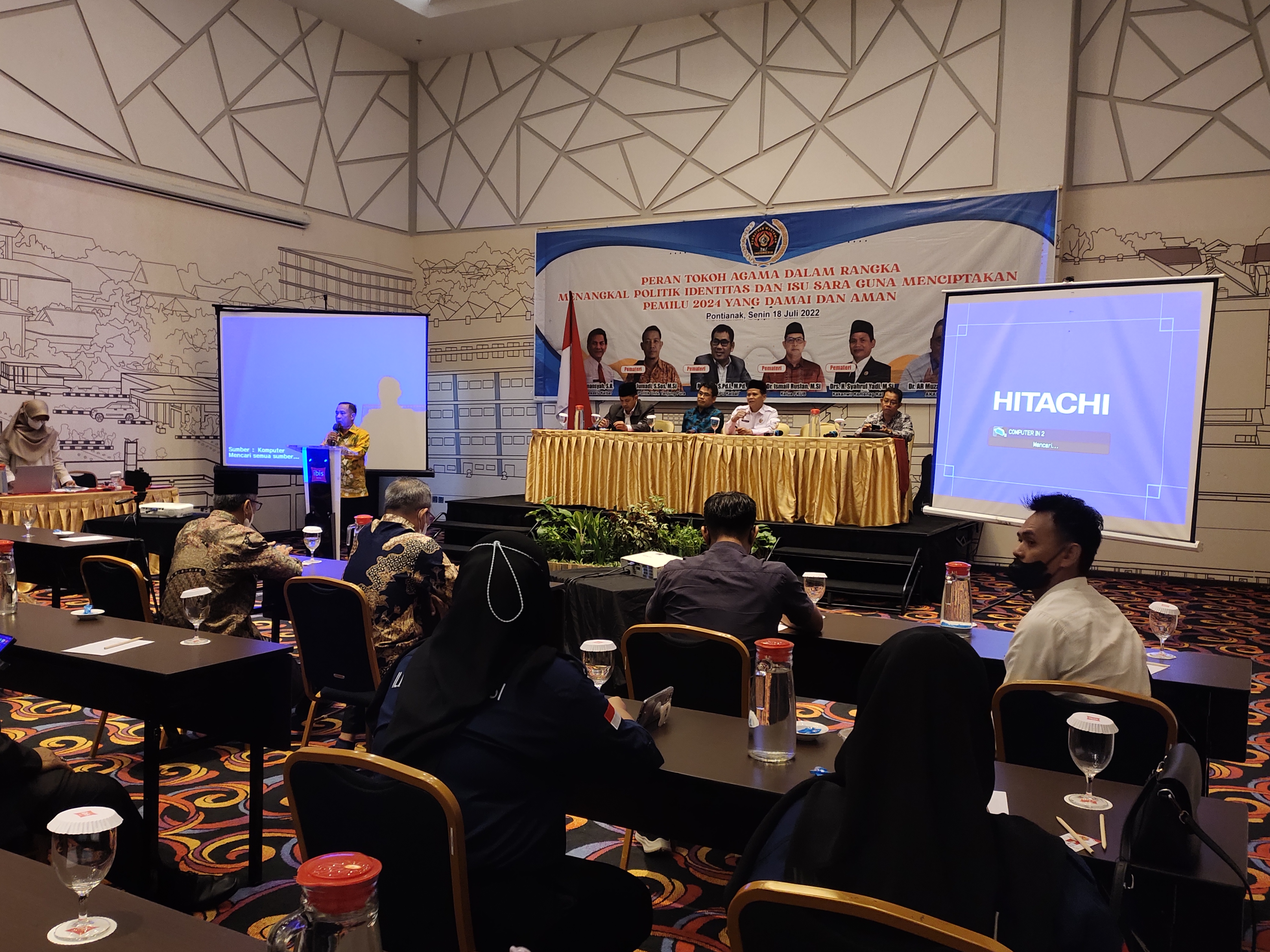 Buah Sawit Kayu Ara, Tak Ada Duit Tak Ada Suara, Pemilu: Politik Aliran Sama Kencang dengan Isu Money Politic