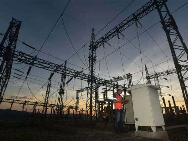 PLN Cetak Kenaikan Laba Jadi Rp17,4 Triliun di Tengah Guncangan Ekonomi Global