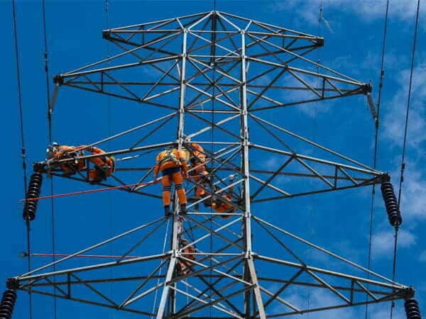 Selesaikan 2 Gardu Induk, PLN Hemat Konsumsi BBM di Sekadau dan Sintang