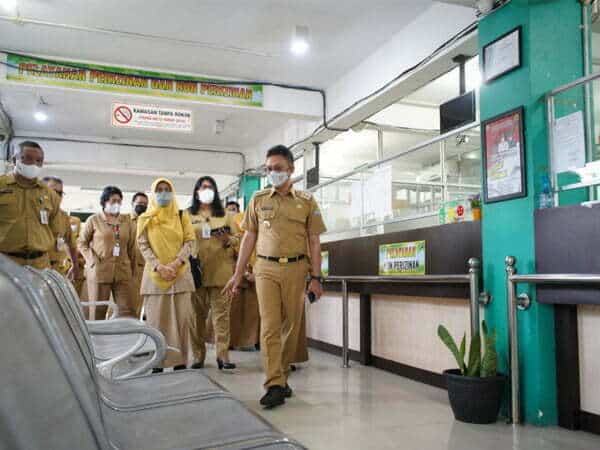 Edi Kamtono ke PTSP: Sekecil Apapun Keluhan Dalam Pelayanan, Segera Respon