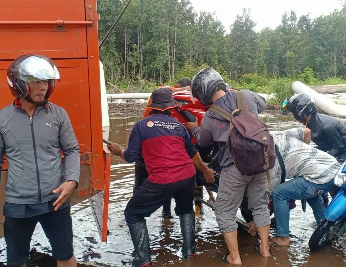9 Desa di Kapuas Hulu Terendam Banjir, Akses Jalan Poros Putussibau - Kalis Putus