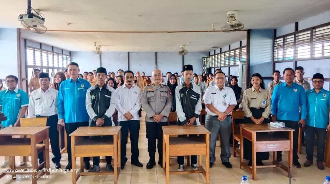 KNPI Goes to School, Sosialisasikan Bahaya Narkoba di SMA Negeri 2 Ketapang